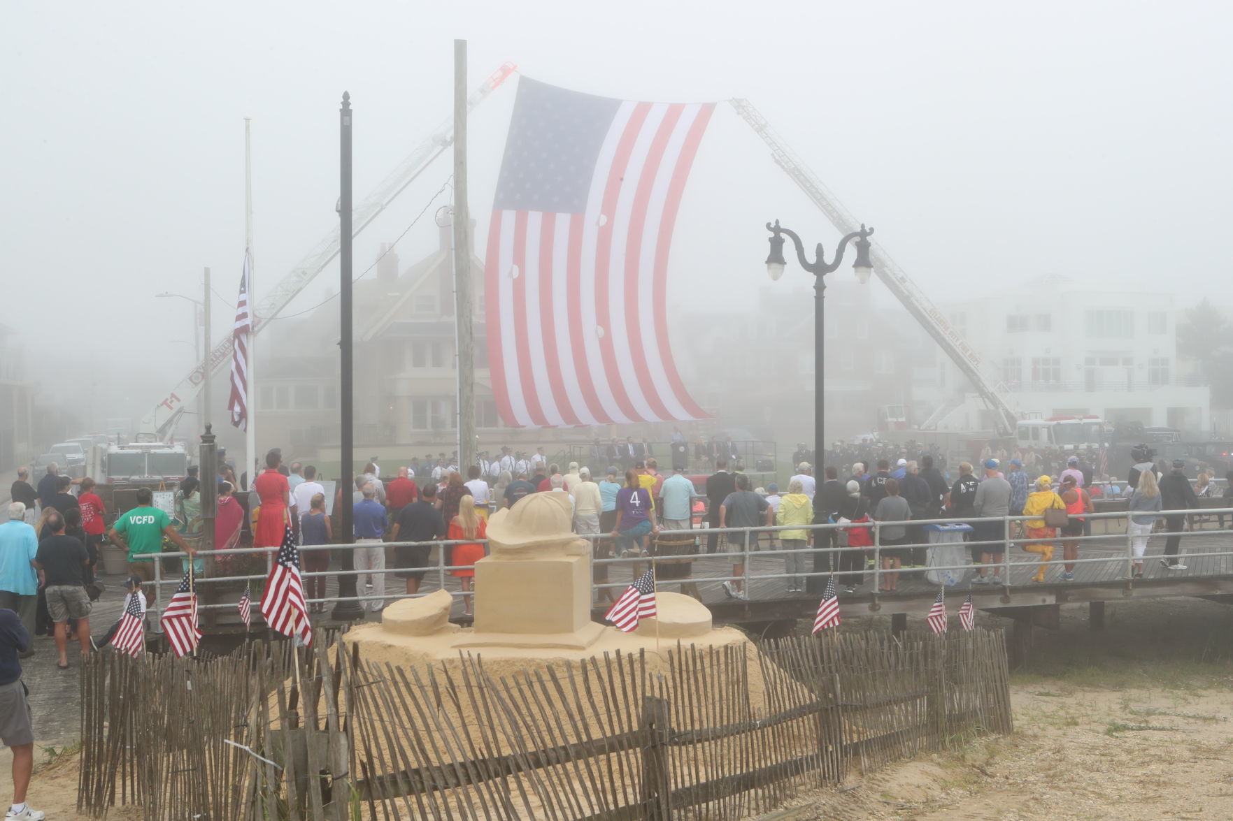 091218_nws_ac911